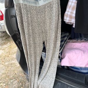 Tommy John second skin Cream and Taupe Leopard Lounge Pants